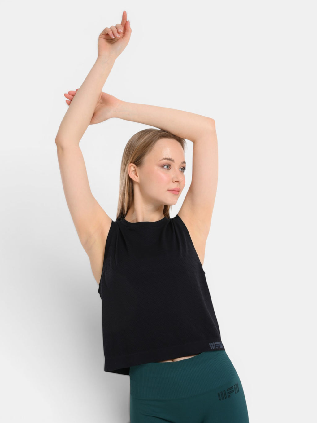 W-Air Seamless Sleeveless Crop T-Shirt