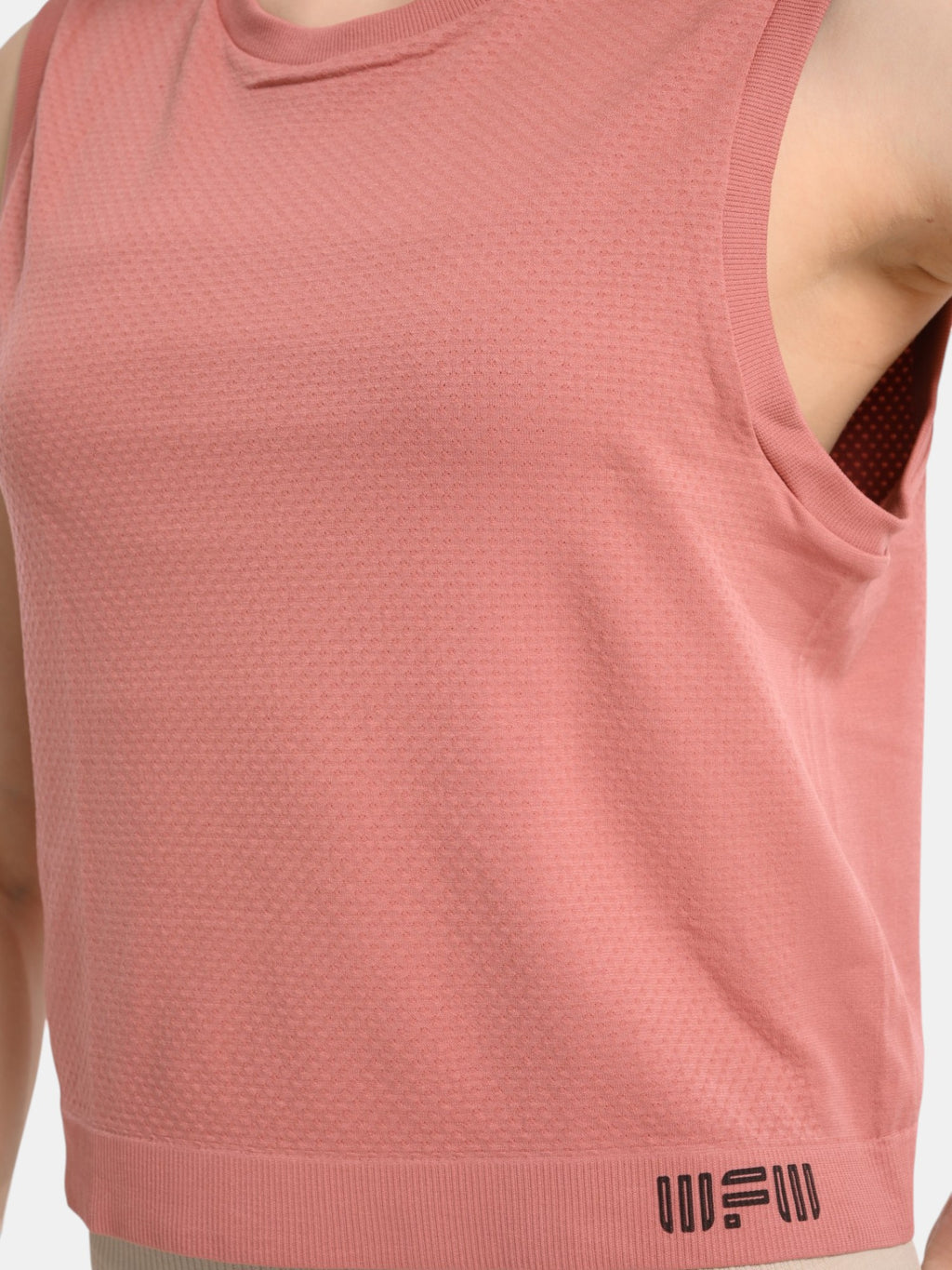 W-Air Seamless Sleeveless Crop T-Shirt