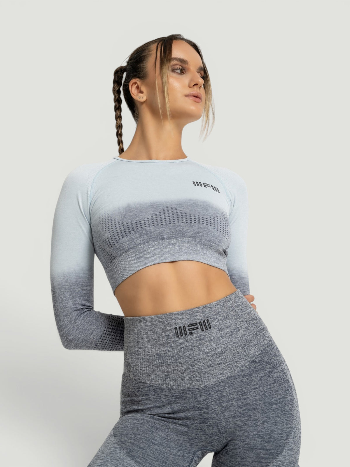 W-Touch Gradient Seamless Long Sleeve Workout Set (Crop Top & Leggings)