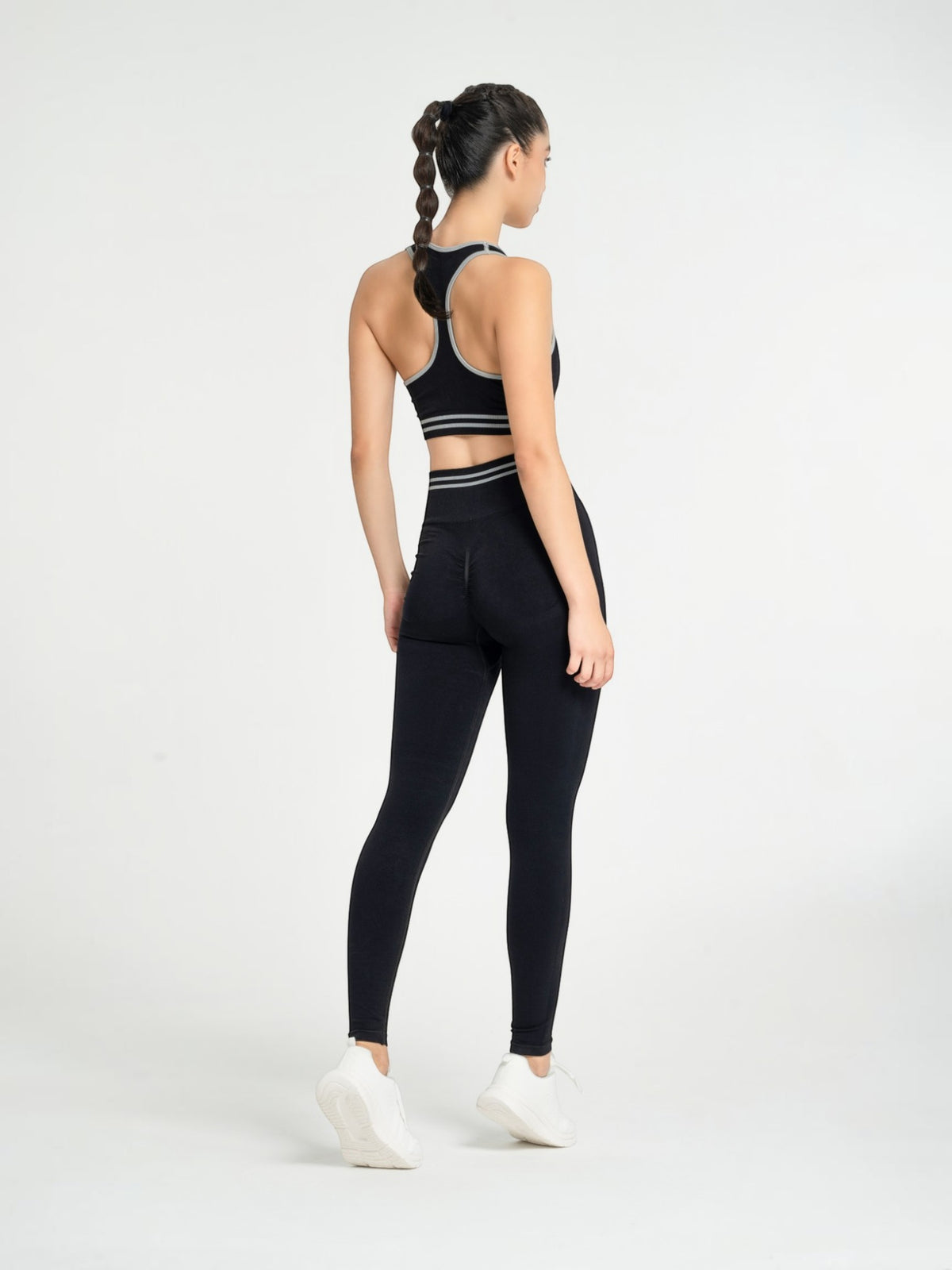 W-Circle Seamless Push-Up Striped Sports Bra