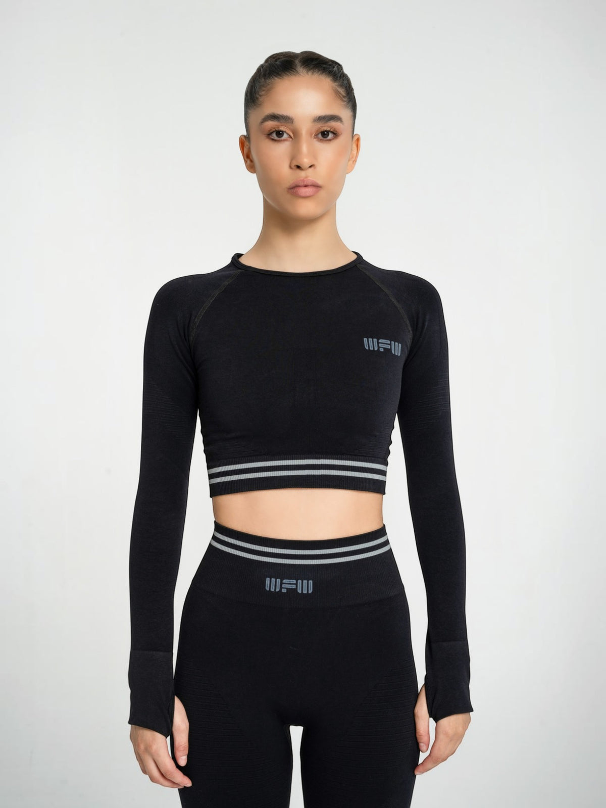 W-Circle Seamless Push-Up Striped Long Sleeve Crop Top