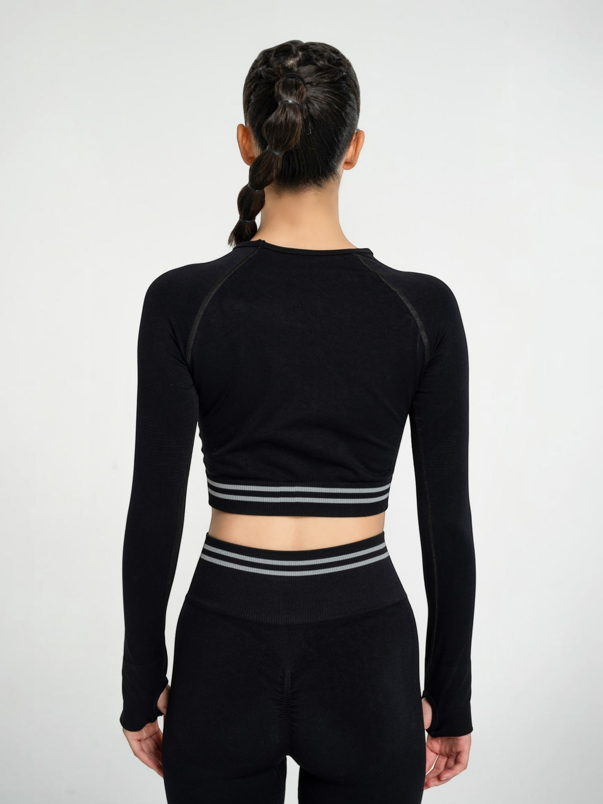 W-Circle Seamless Push-Up Striped Long Sleeve Crop Top