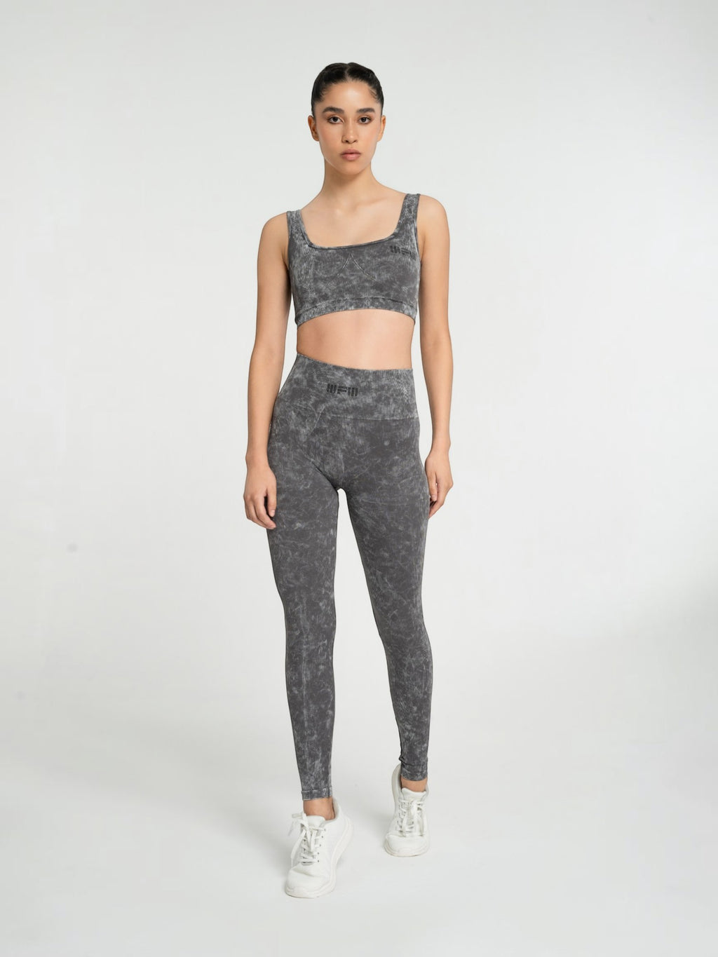 W-Pigment Color Seamless Set (Bra & Leggings)