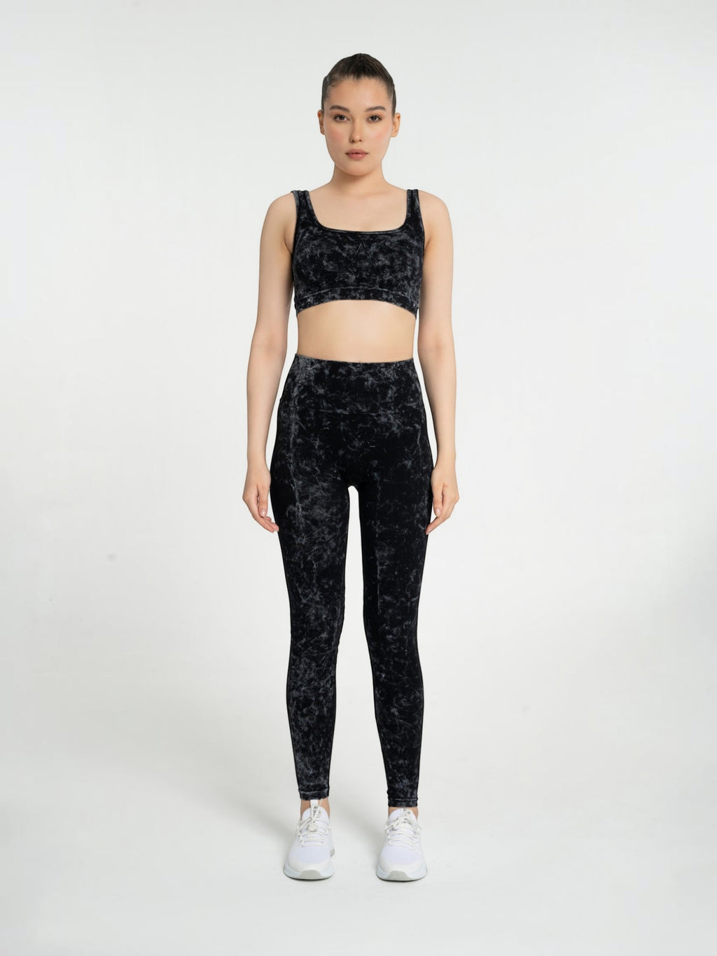 W-Pigment Color Seamless Set (Bra & Leggings)