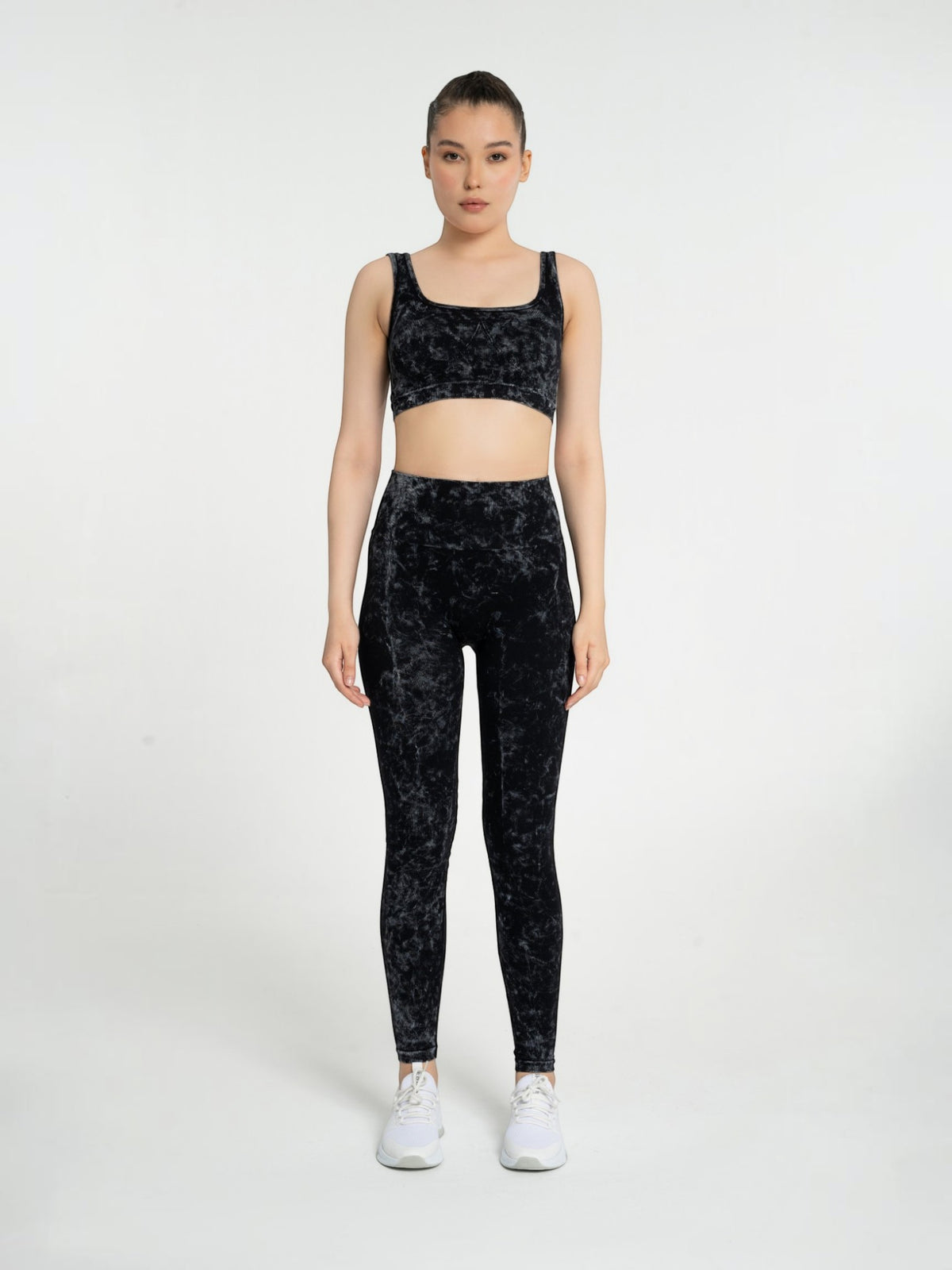 W-Pigment Color Seamless Set (Bra & Leggings)