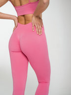 W-Comford Duo Seamless Push-Up Ribbed 2-Piece Workout Set (Bra & Leggings)