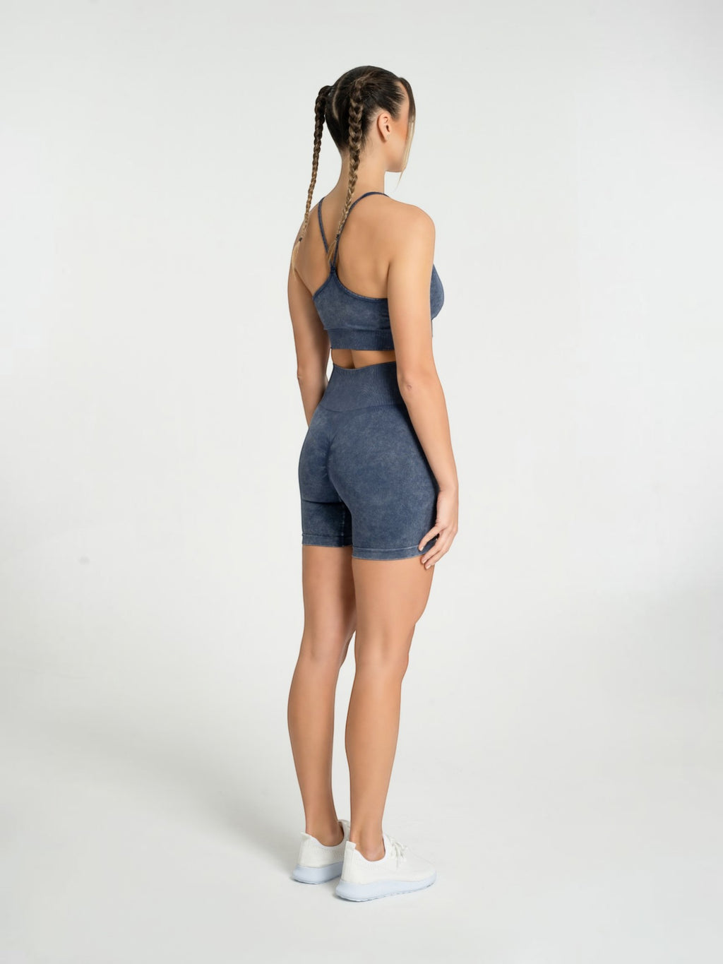 W-Wash Seamless Acid Wash Push-Up Shorts Set (Bra & Shorts)