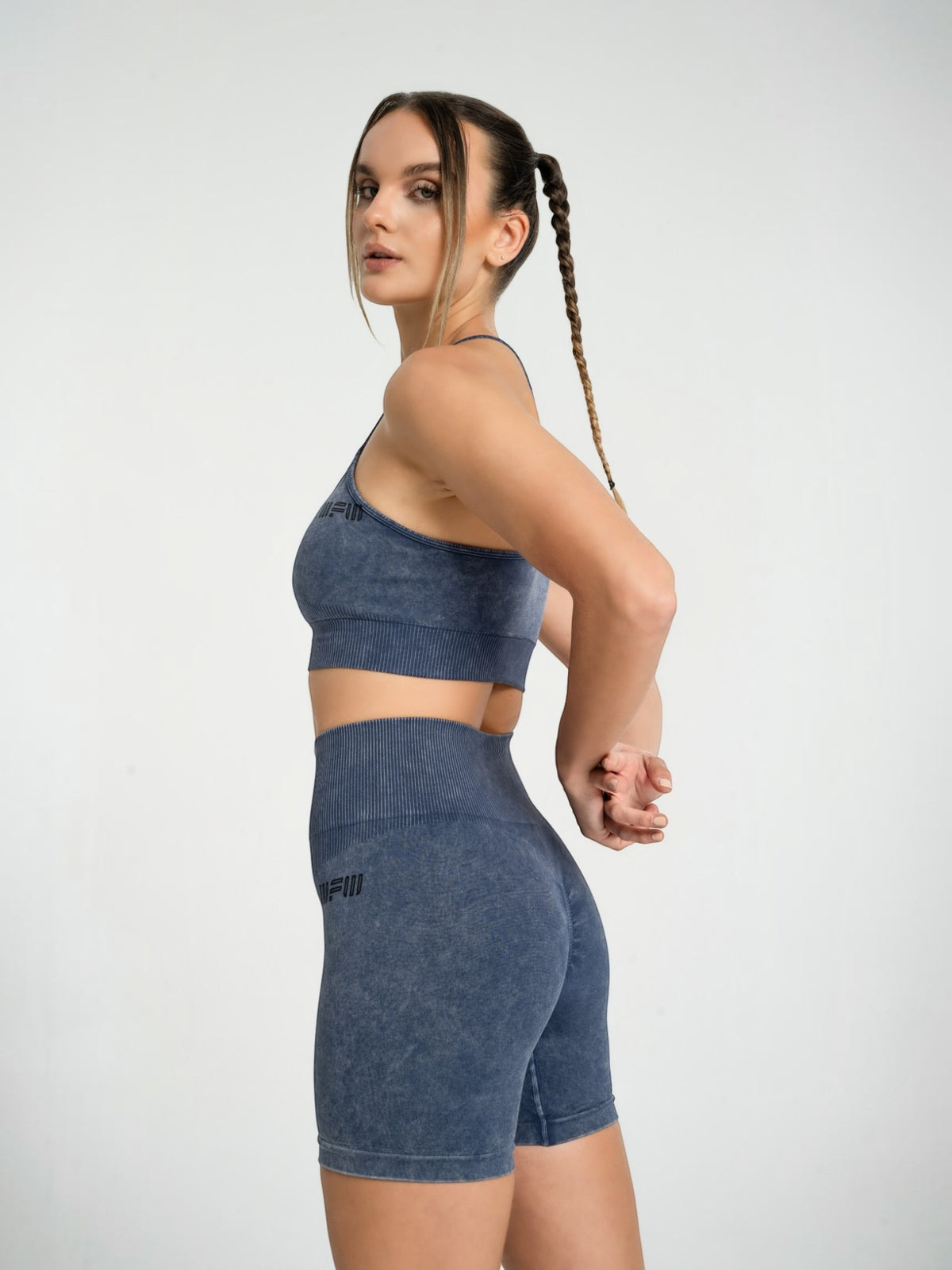 W-Wash Seamless Acid Wash Push-Up Shorts Set (Bra & Shorts)