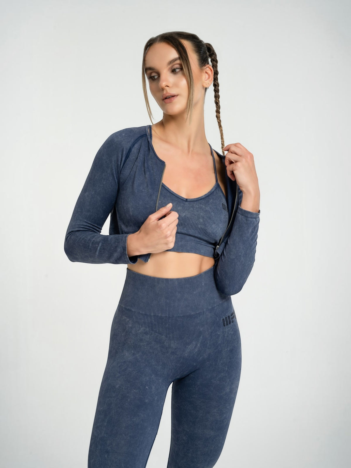 W-Wash Seamless Acid Wash Full-Zip Long Sleeve Crop Workout Jacket