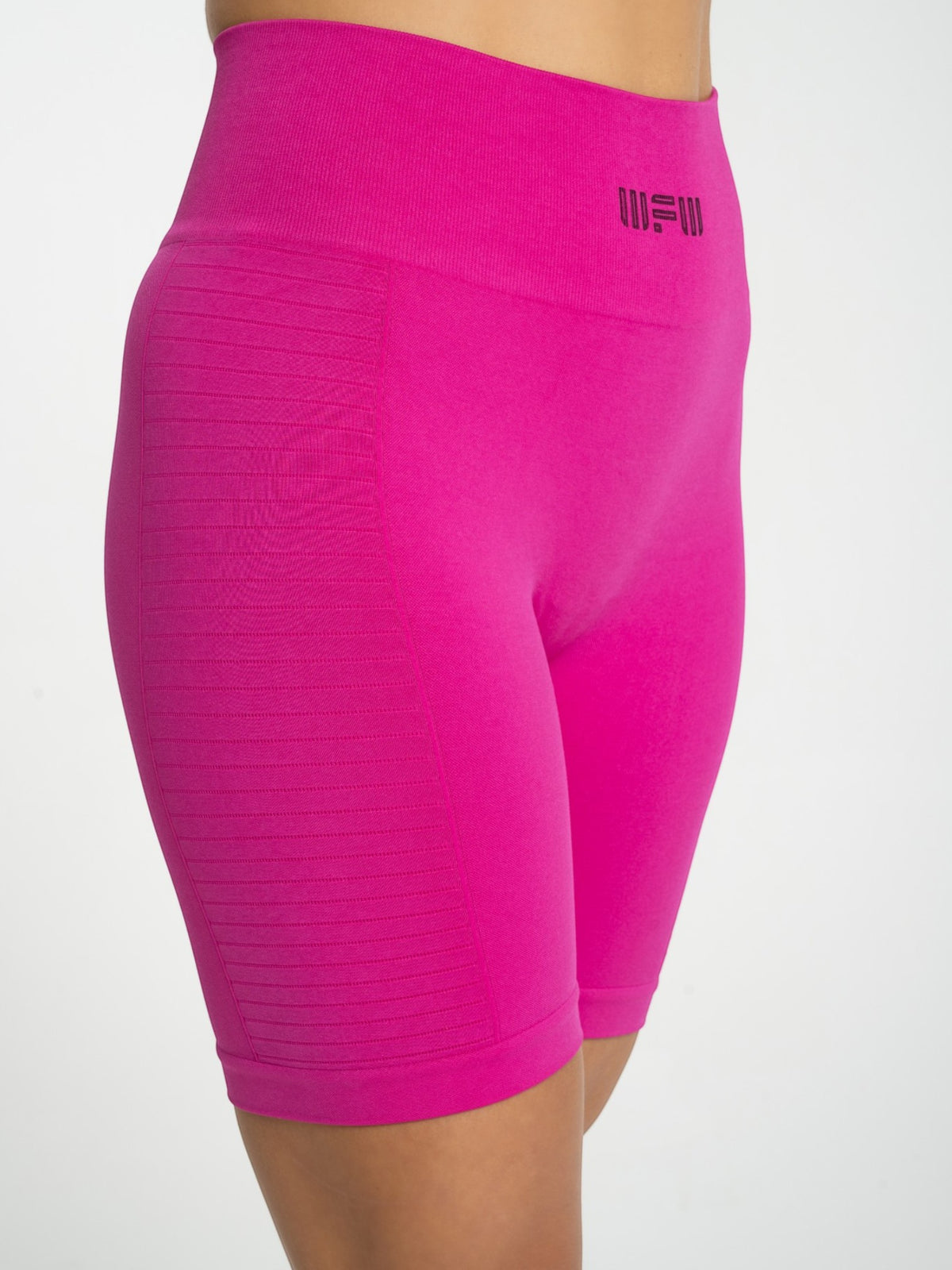 W-Breeze Seamless Push-Up High-Waisted Biker Shorts