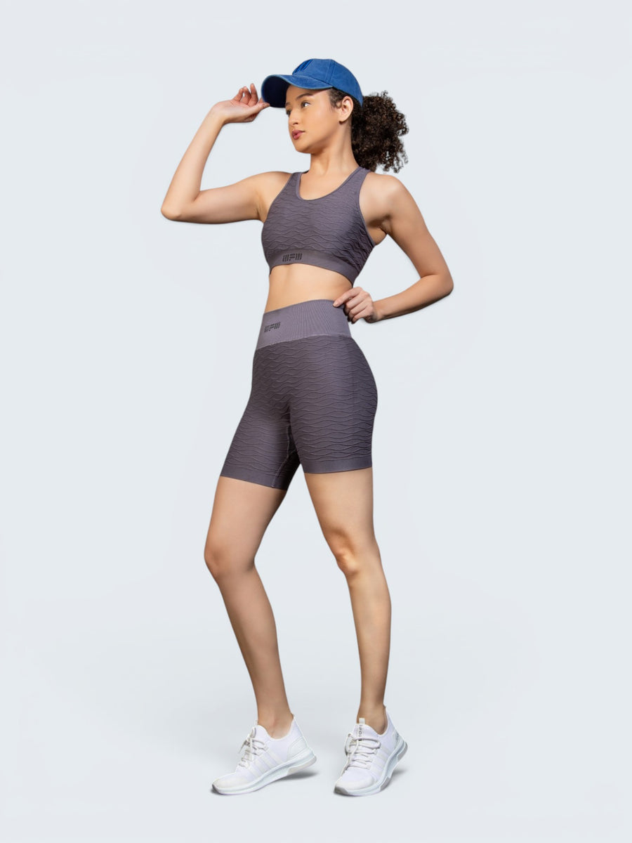 W-Wave Needle Folded Seamless Shorts Set (Bra & Shorts)