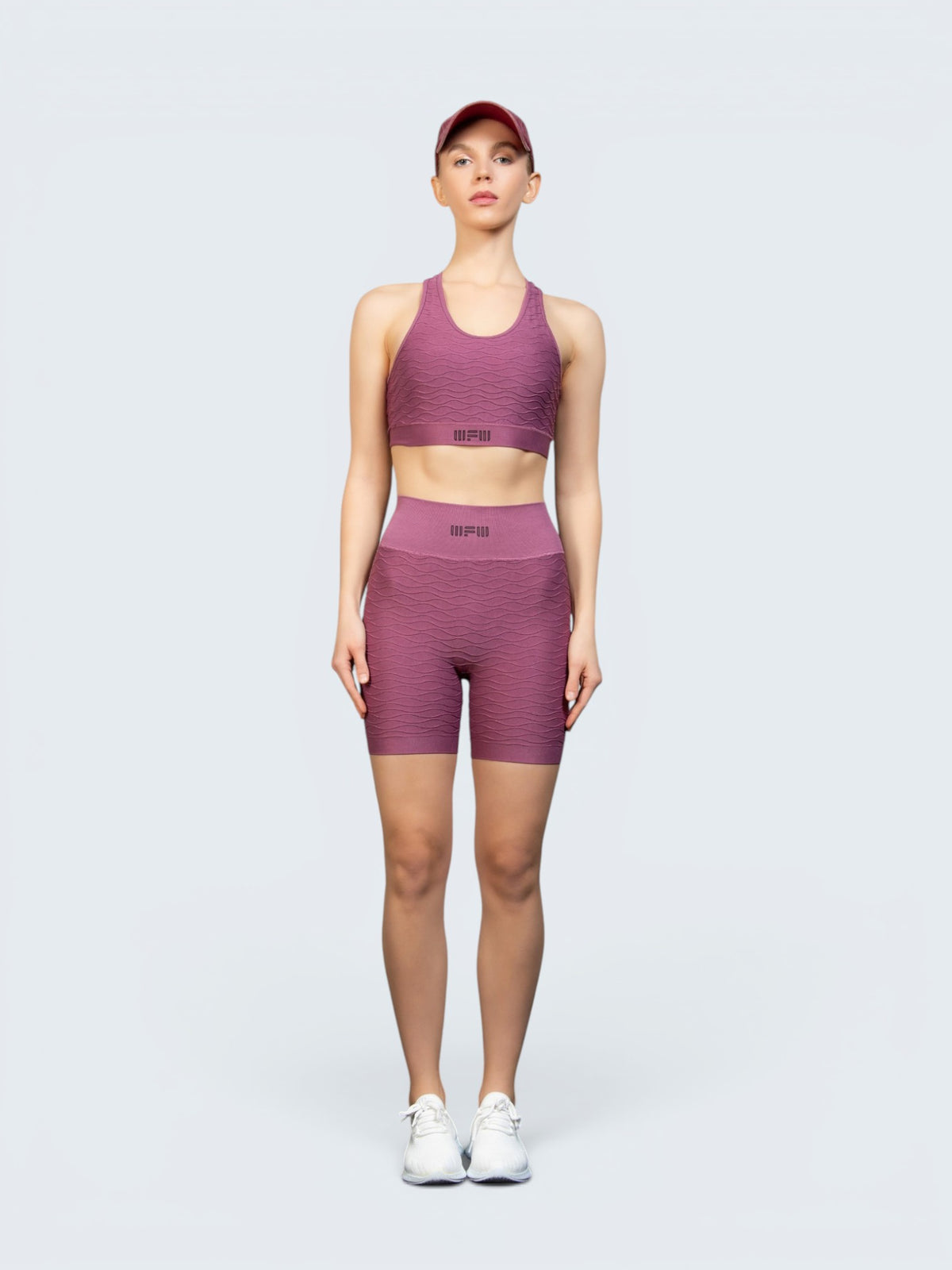 W-Wave Needle Folded Seamless Shorts Set (Bra & Shorts)