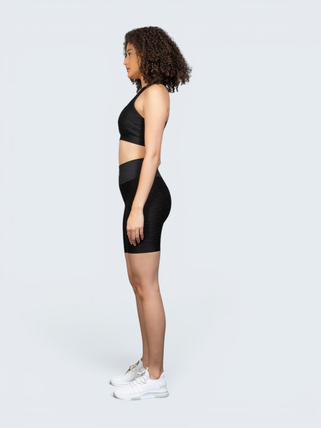 W-Wave Needle Folded Seamless Shorts Set (Bra & Shorts)