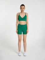 W-Neck Seamless V-Neck Adjustable Strap Ribbed 2-Piece Workout Shorts Set (Bra & Biker Shorts)