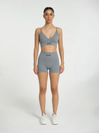 W-Neck Seamless V-Neck Adjustable Strap Ribbed 2-Piece Workout Shorts Set (Bra & Biker Shorts)